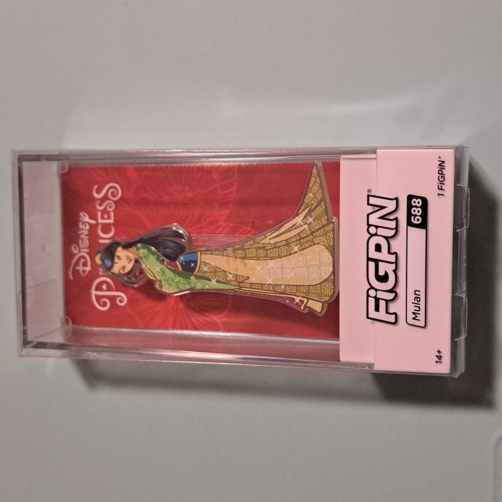 Mulan disney enamel pin